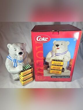 Coca Cola Polar Bear Coke Bottle Delivery Cookie Jar  Gibson 2000 Displayed Only
